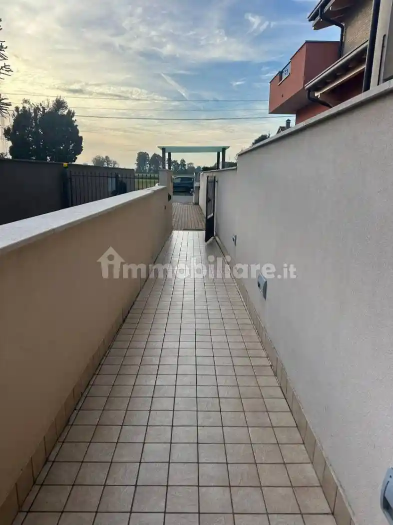 Trilocale via Sant'Ambrogio 12, Centro, Ceriano Laghetto - foto 3