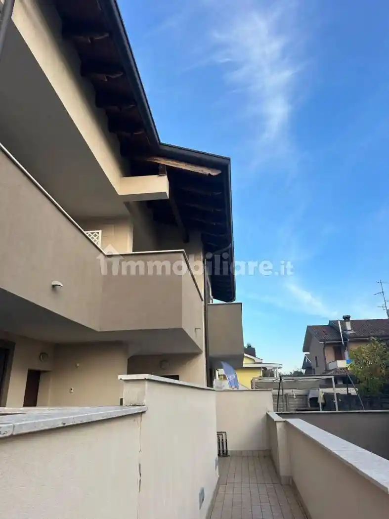 Trilocale via Sant'Ambrogio 12, Centro, Ceriano Laghetto - foto 4