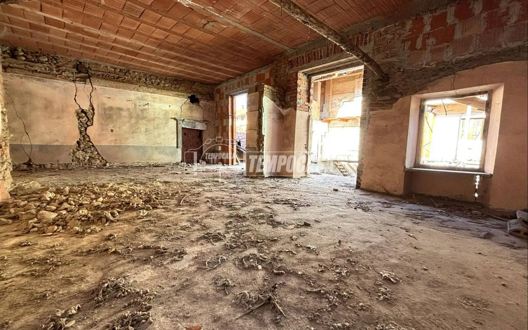 Terratetto unifamiliare 65 m², da ristrutturare, Centro, Caravino - foto 5