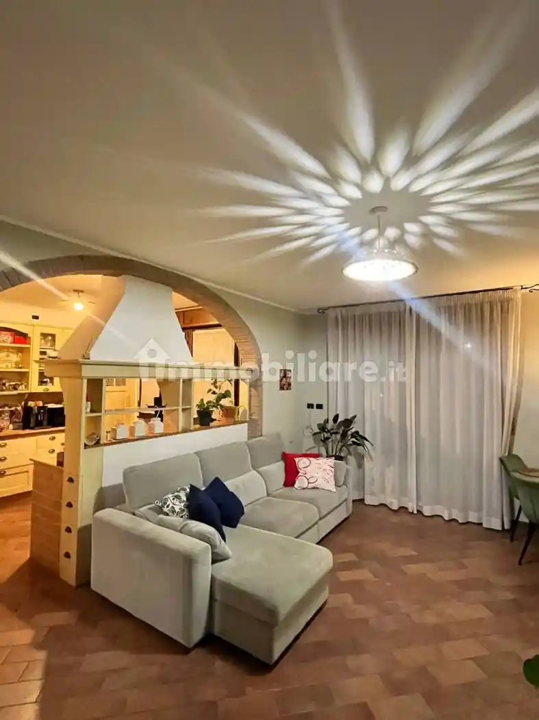 Trilocale via Don Walter Oliva 26, Carignano, Parma - foto 2