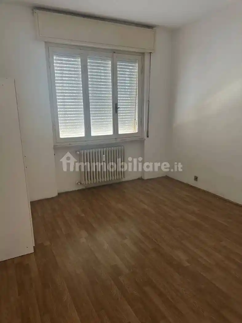 Trilocale da ristrutturare, terzo piano, Ospedale - Stazione, Livorno - foto 3