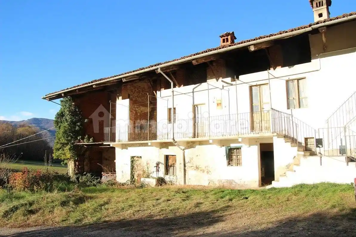 Rustico - Casale in vendita a Giaveno