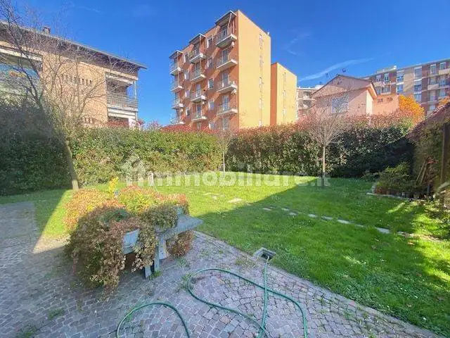 Villa in vendita a Monza