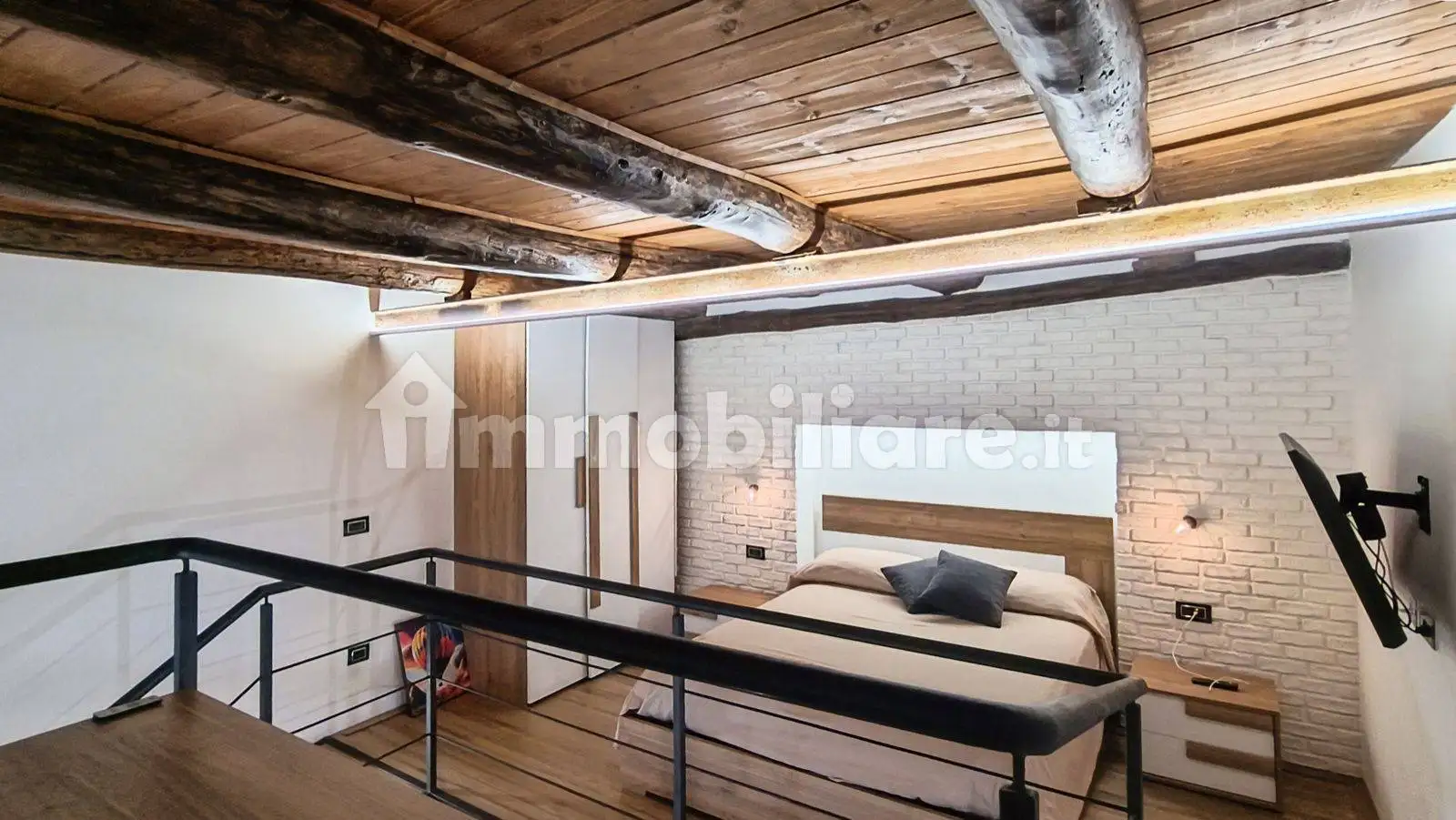 Appartamento in affitto a Napoli