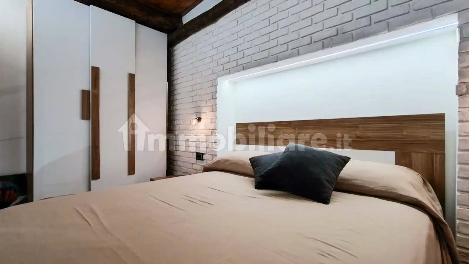 Trilocale Vico Vacche a San Liborio 16, Monte Santo, Napoli - foto 2