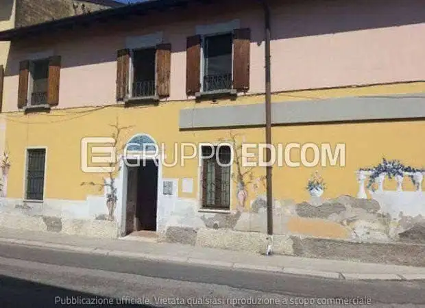 Appartamento in asta a Dello