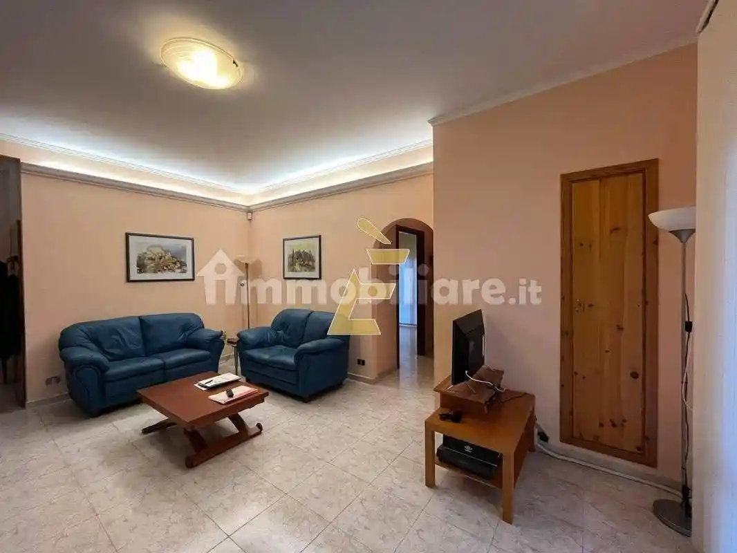 Trilocale via Caligola 2, Centro, Aprilia - foto 2