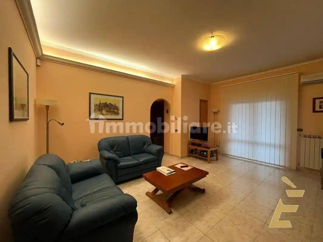 Trilocale via Caligola 2, Centro, Aprilia - foto 4