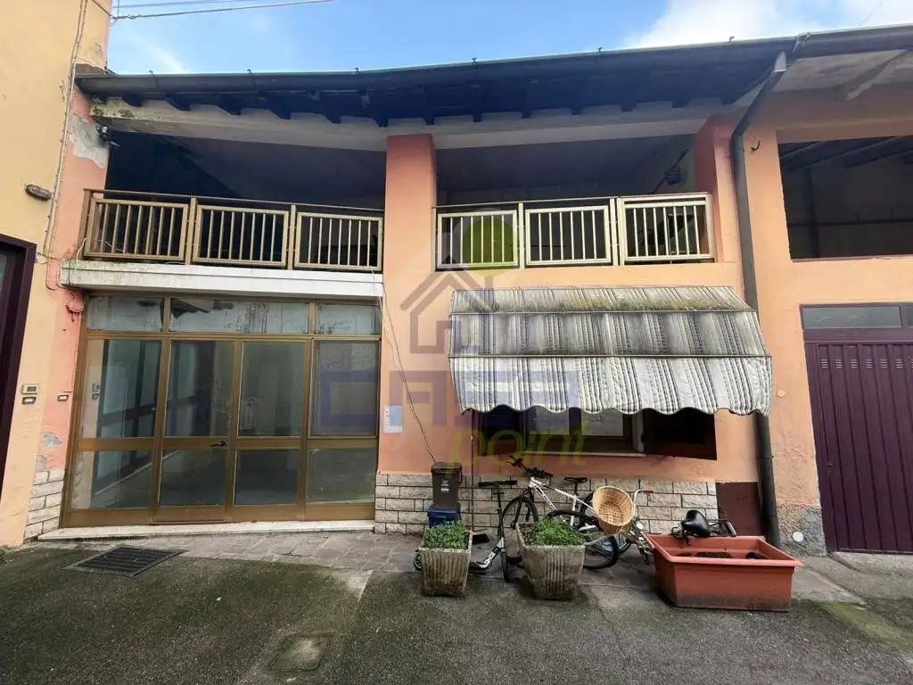 Casa indipendente in vendita a Manerbio