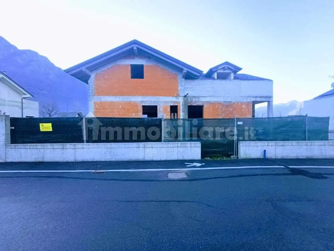 Villa unifamiliare Uberto Girola, N5, Centro, Domodossola - foto 2