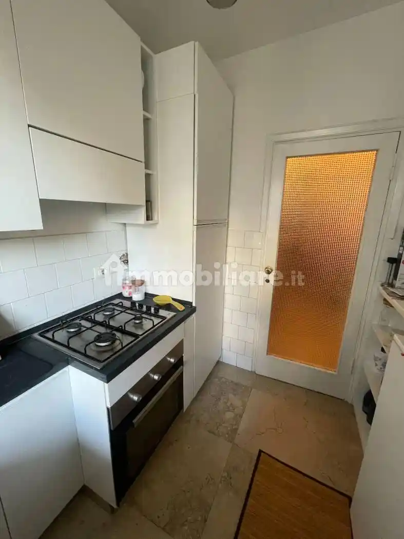 Trilocale via Paolo Frisi 24, Parioli, Roma - foto 3