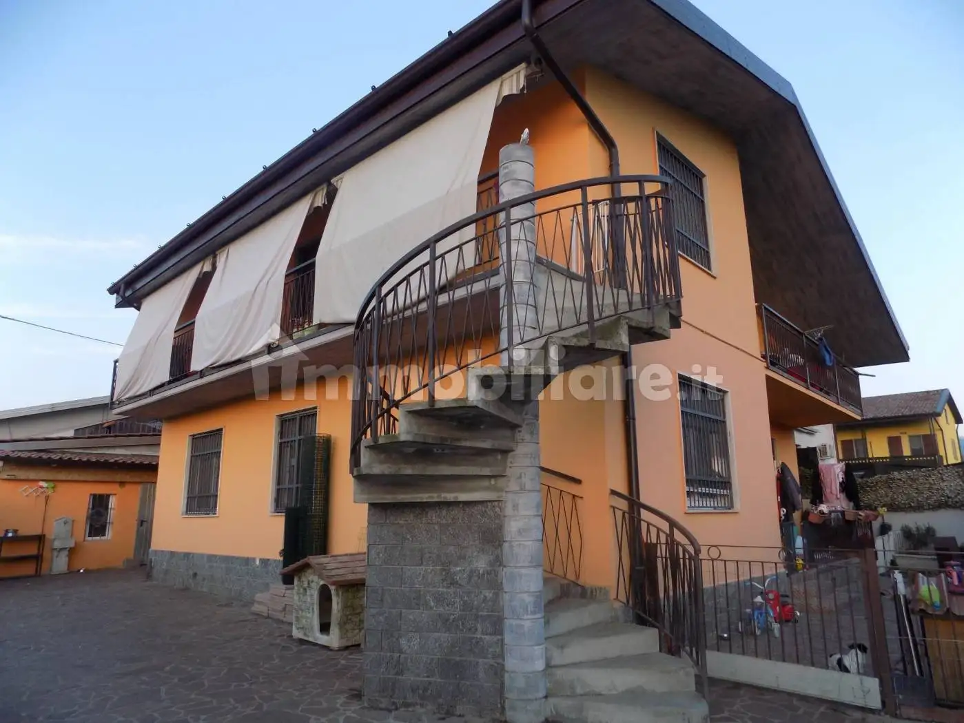 Villa in vendita a Valbrembo