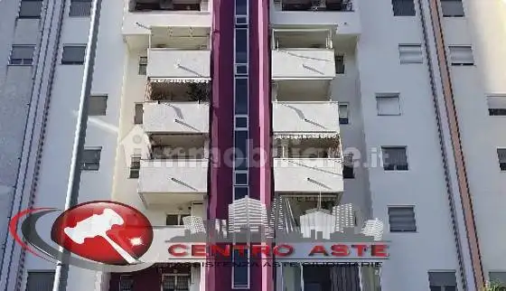 Appartamento in asta a Taranto