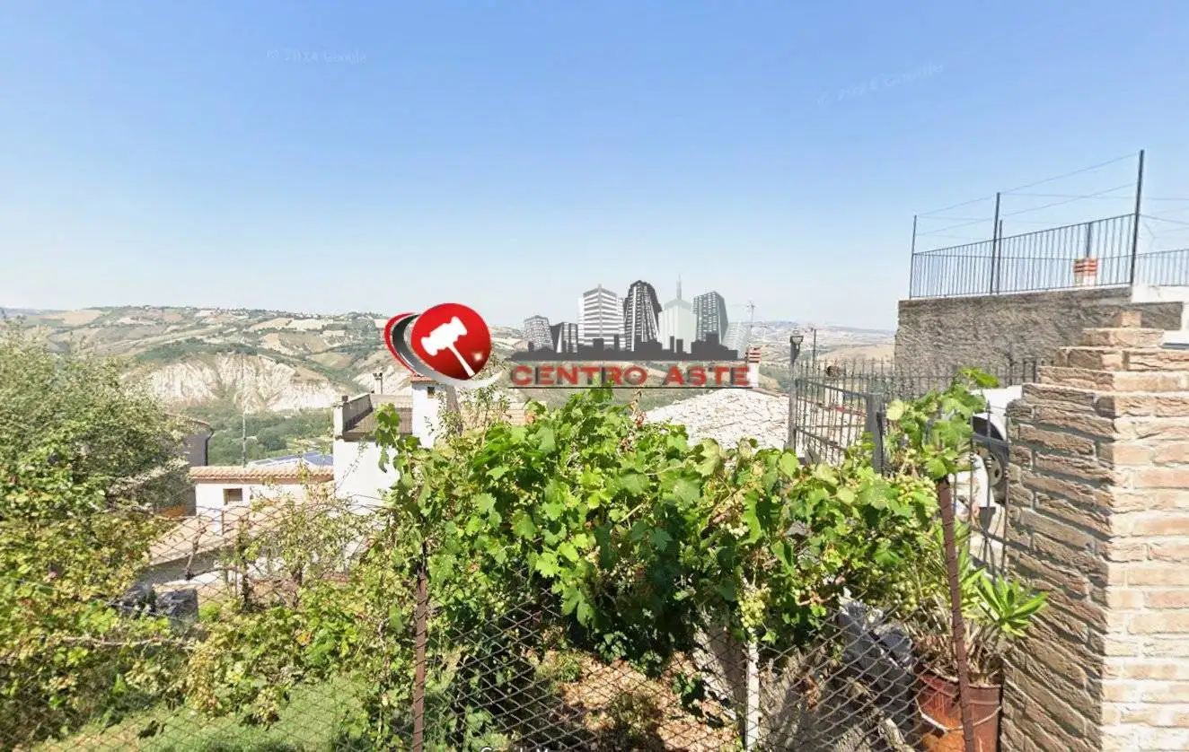 Rustico - Casale in asta a Casoli