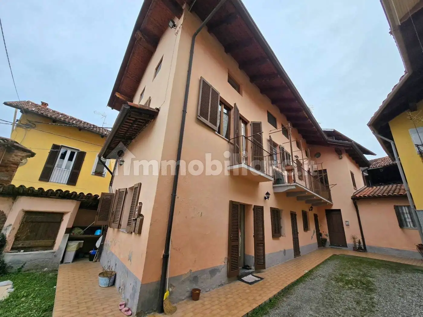 Casa indipendente in vendita a Gaglianico