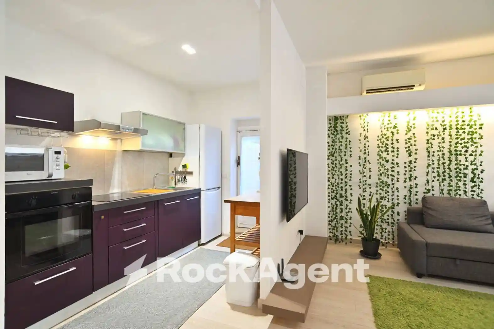 Bilocale via Ferdinando d'Aragona, 6, Castel Fusano, Roma - foto 3