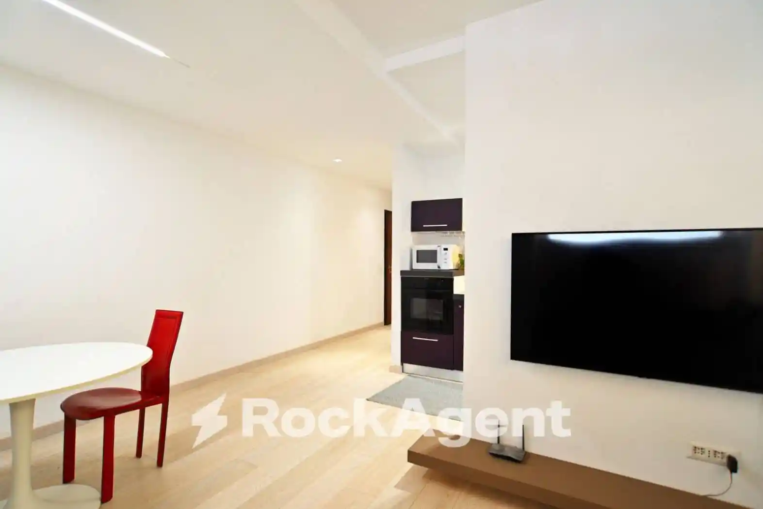 Bilocale via Ferdinando d'Aragona, 6, Castel Fusano, Roma - foto 5