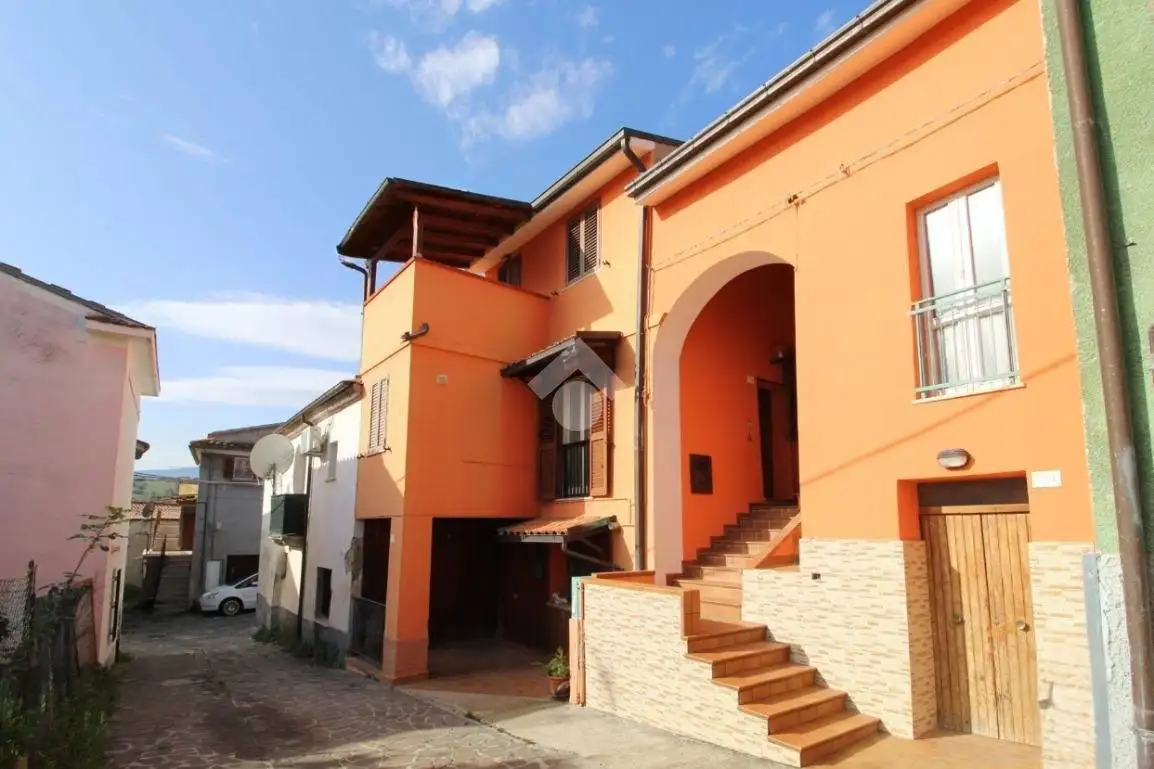 Casa indipendente in vendita a Campli