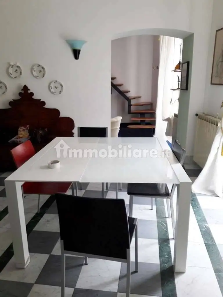 Appartamento ottimo stato, secondo piano, Centro, Sarzana - foto 2