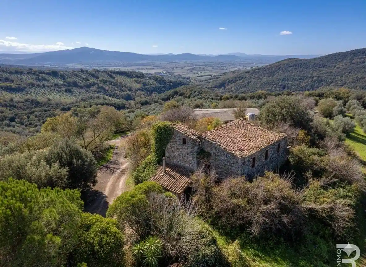 Rustico - Casale in vendita a Roccastrada