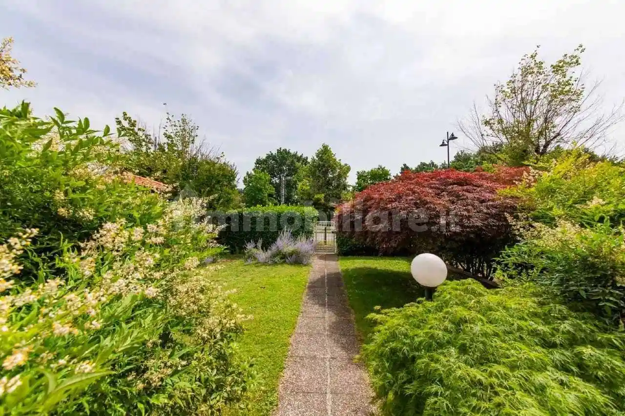 Villa unifamiliare via Gran Paradiso, 6, Centro, Arese - foto 5