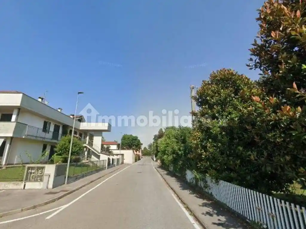 Appartamento in vendita a Romano di Lombardia