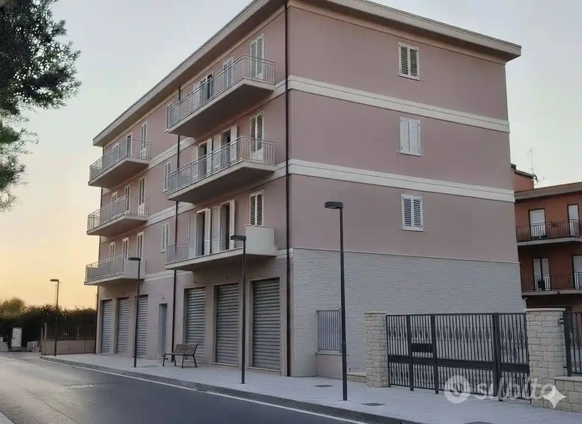 Palazzo - Edificio - foto 2