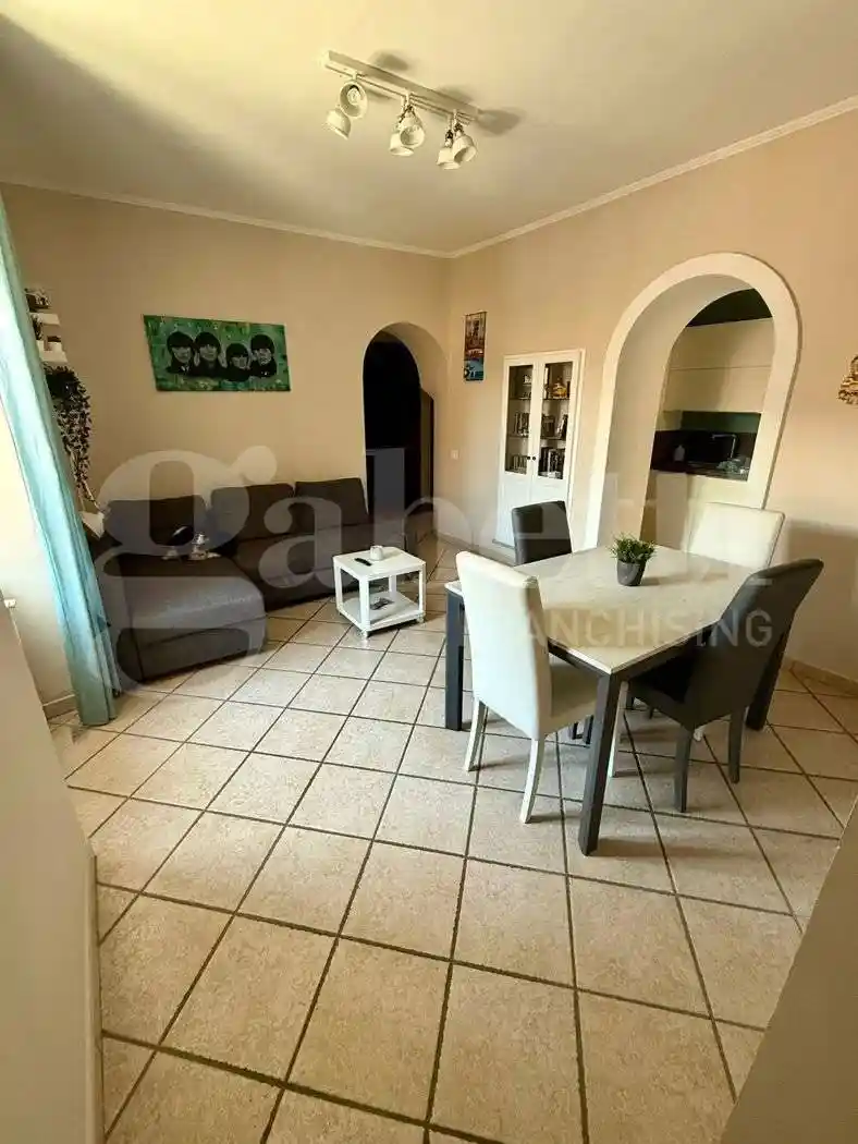 Quadrilocale via della Repubblica, 47, Centro, Civita Castellana - foto 2