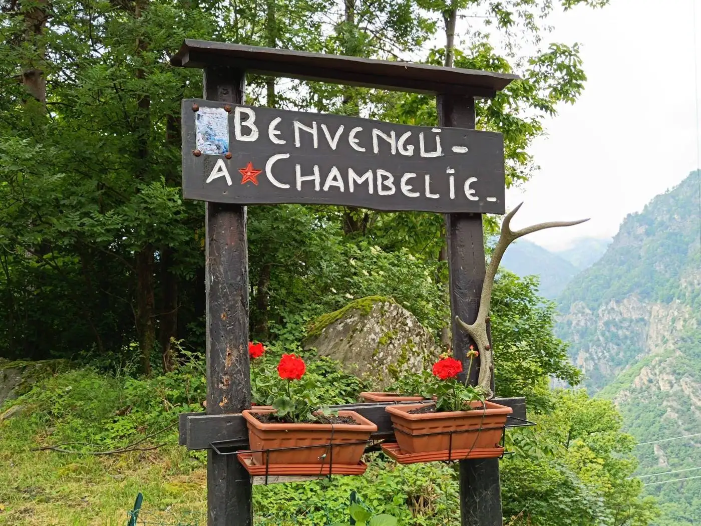 Rustico - Casale in vendita a Roure