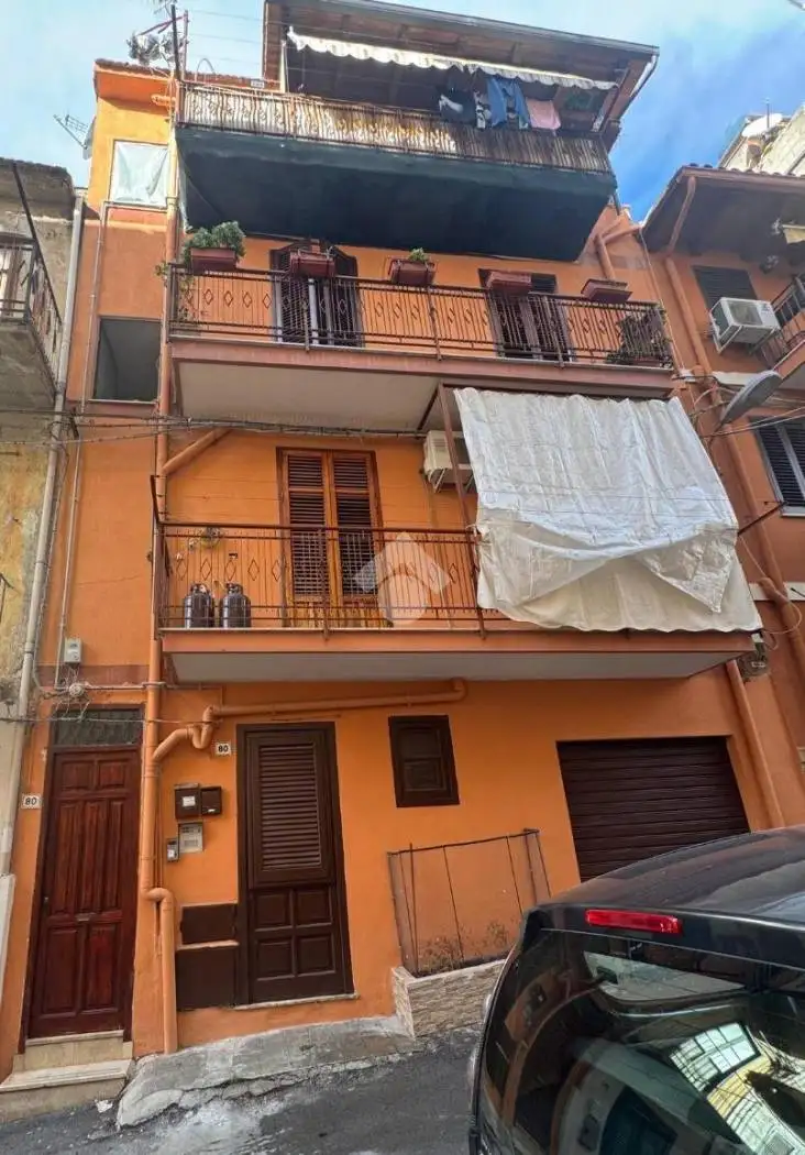 Appartamento in vendita a Palermo