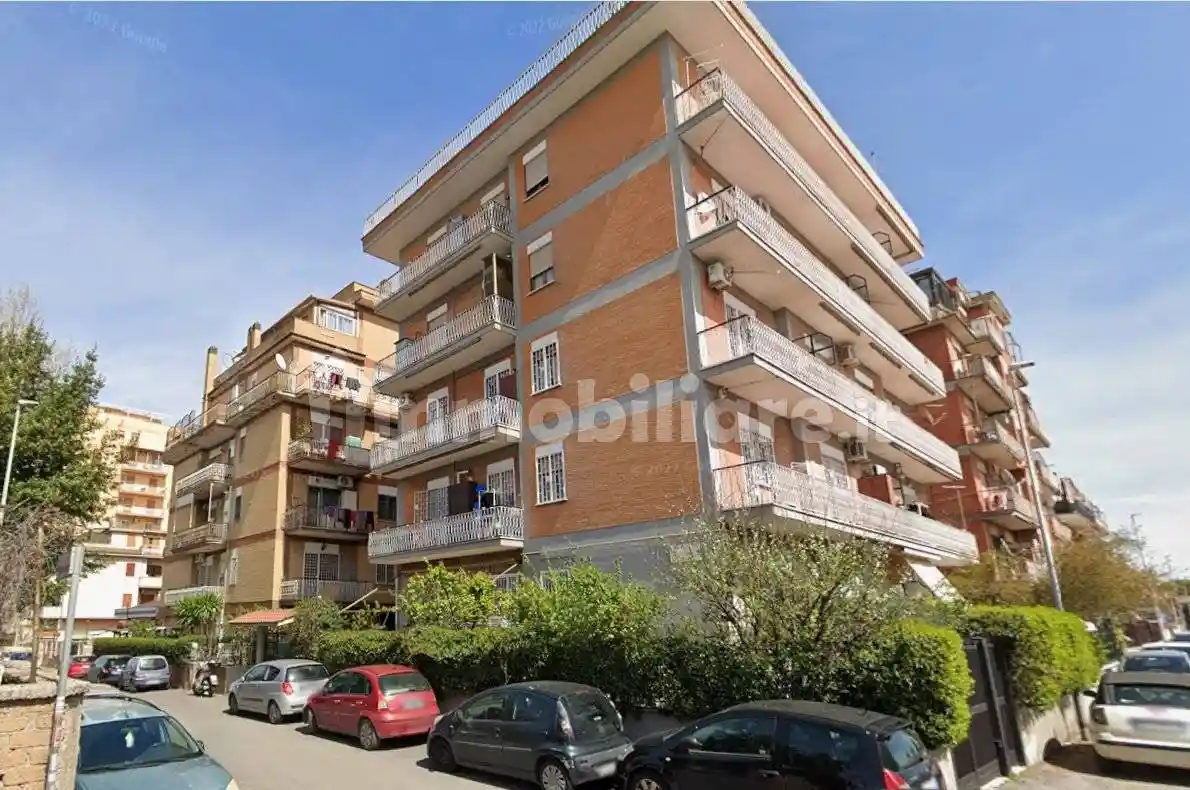 Trilocale via Melpomene 4, Torre Angela, Roma - foto 2