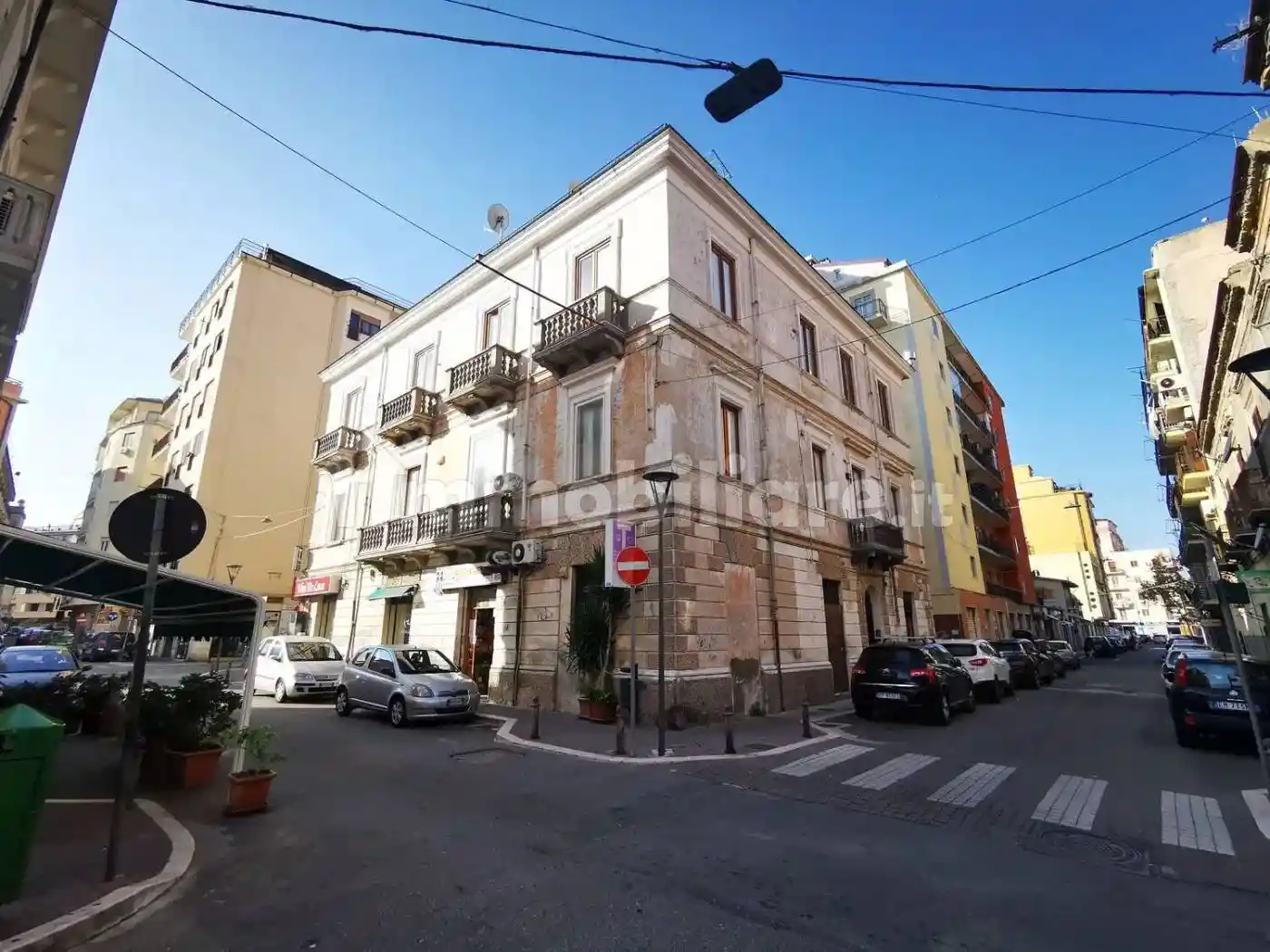 Palazzo - Edificio in Vendita - foto 2