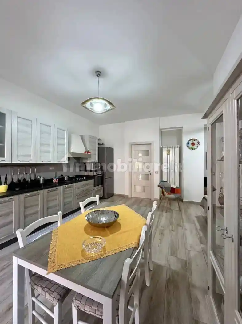 Trilocale via Messico, 10, Tufolo, Farina, Crotone - foto 2