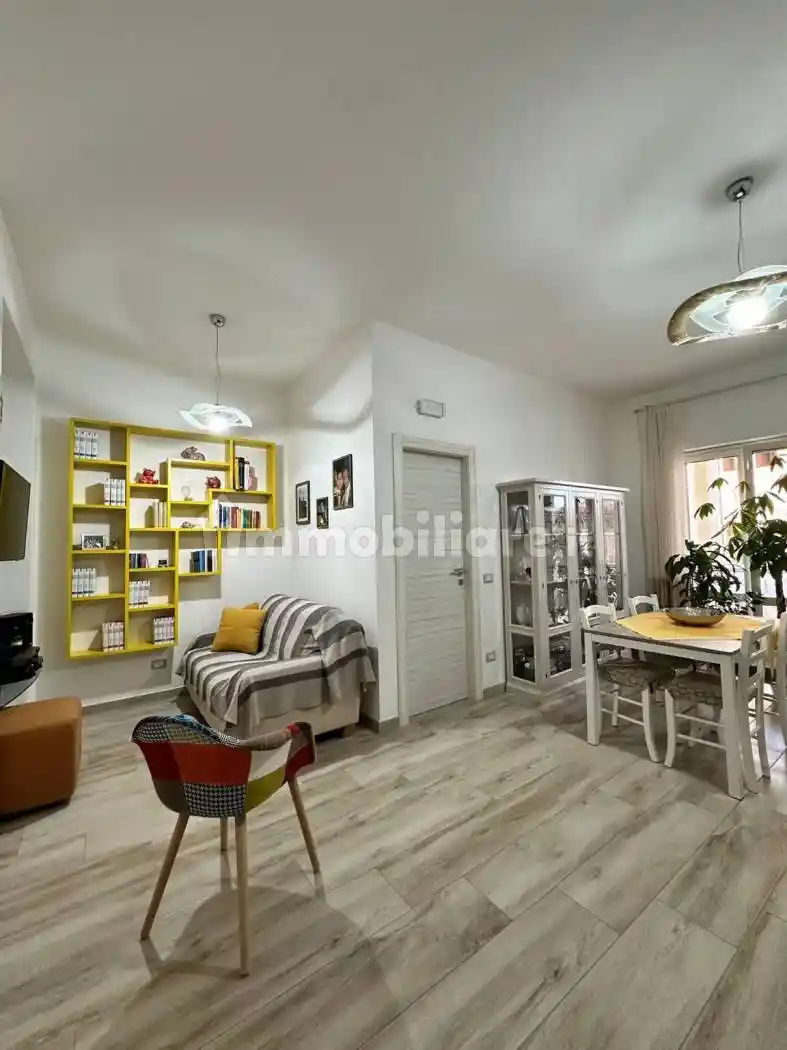 Trilocale via Messico, 10, Tufolo, Farina, Crotone - foto 3