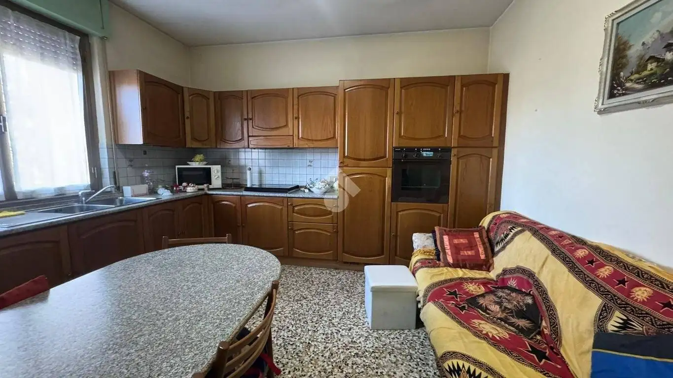 Villa bifamiliare via Don Giuseppe Ronchetti 38, Boltiere - foto 4