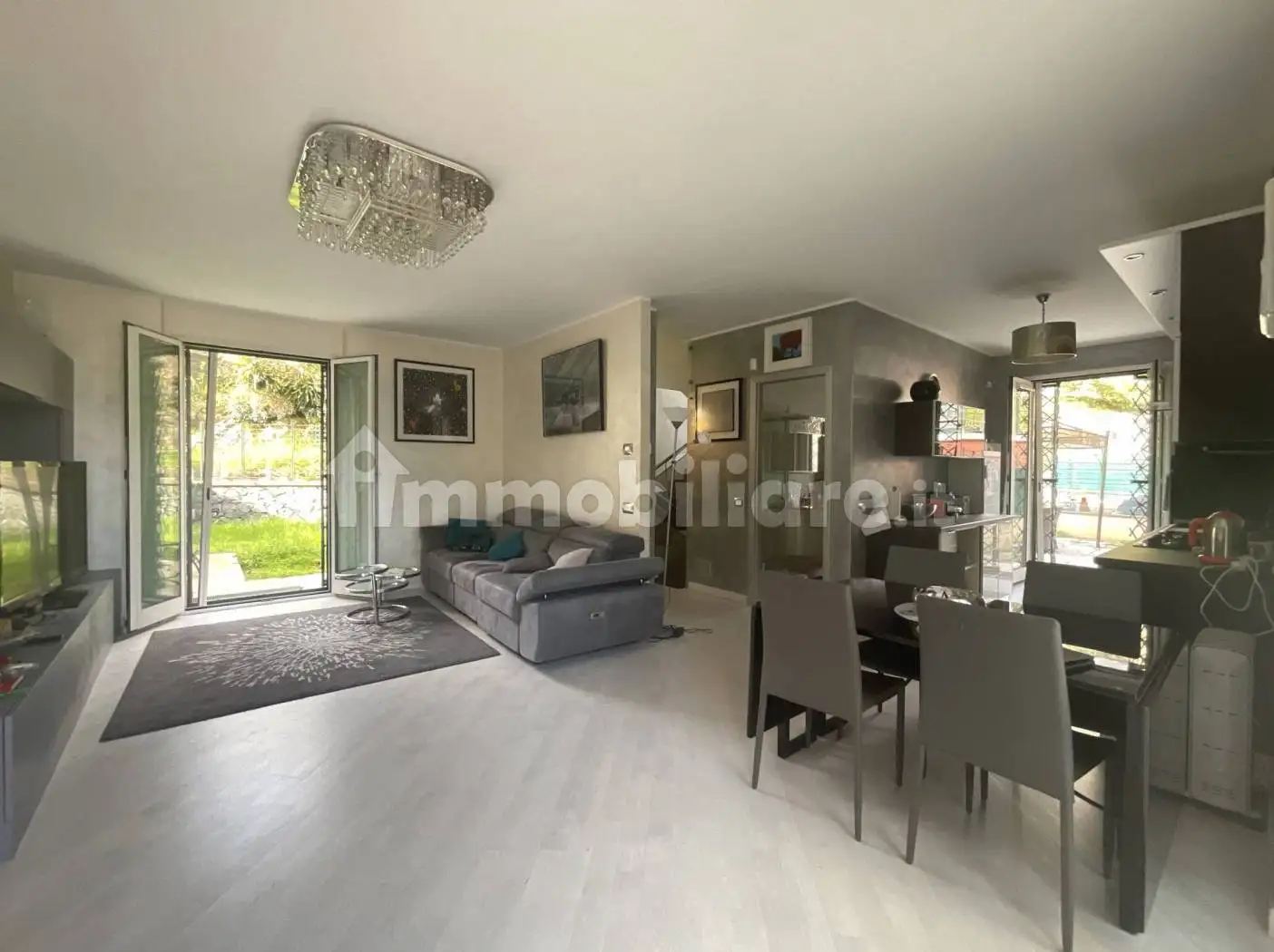 Villetta a schiera in affitto a Albisola Superiore