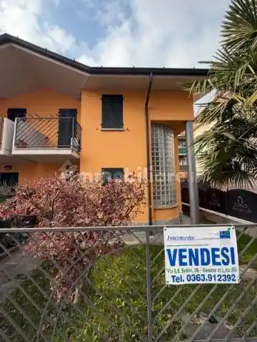 Villa in vendita a Romano di Lombardia