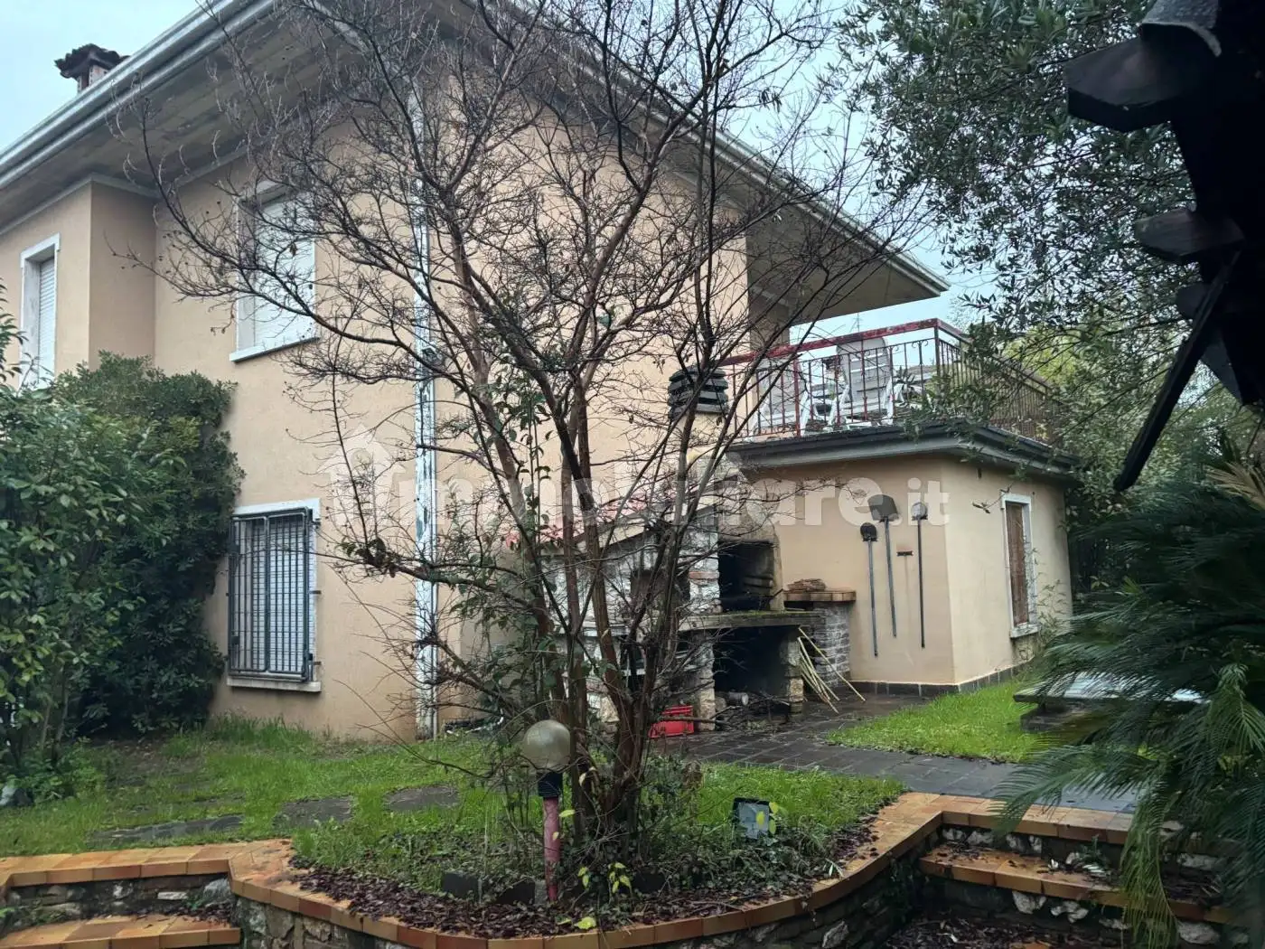 Villa in vendita a Desenzano del Garda