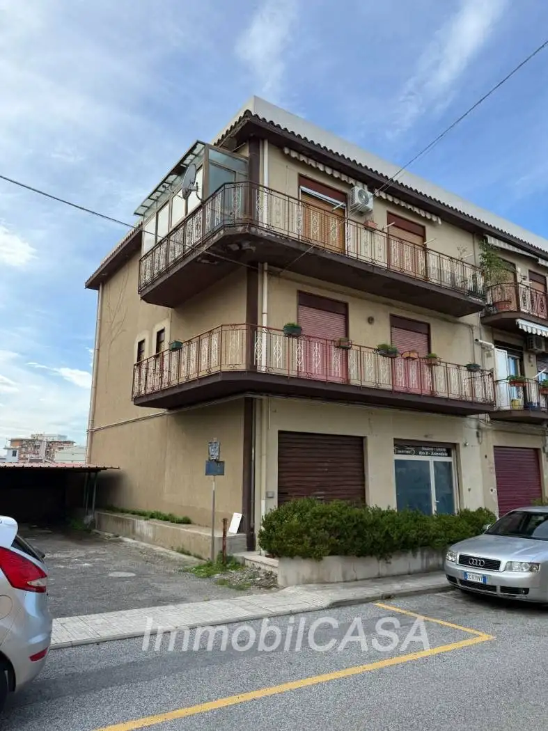 Appartamento in vendita a Rometta