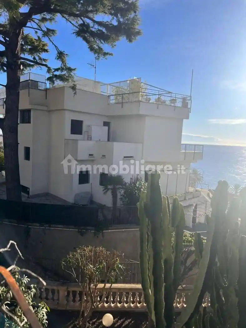 Trilocale via dei Colli, Zona Collinare, Bordighera - foto 2