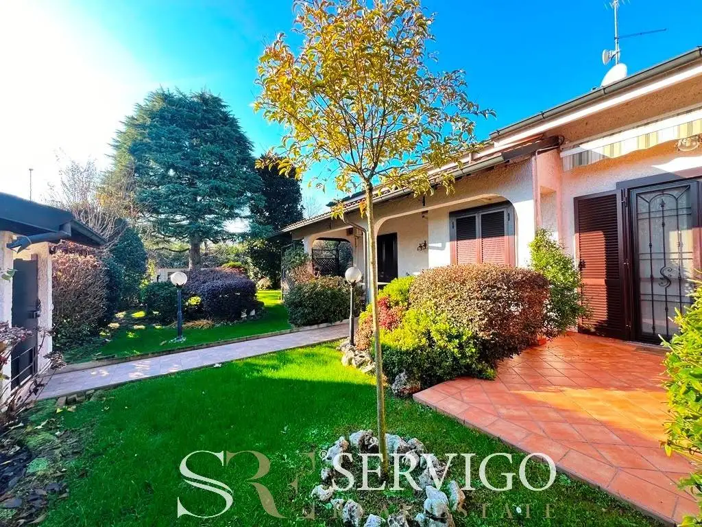 Villa in vendita a Vermezzo con Zelo
