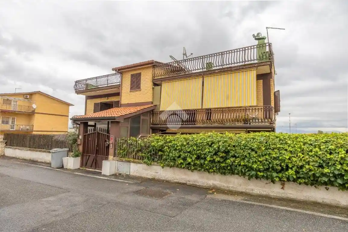 Quadrilocale via Villalago 47, Case Rosse, Roma - foto 2