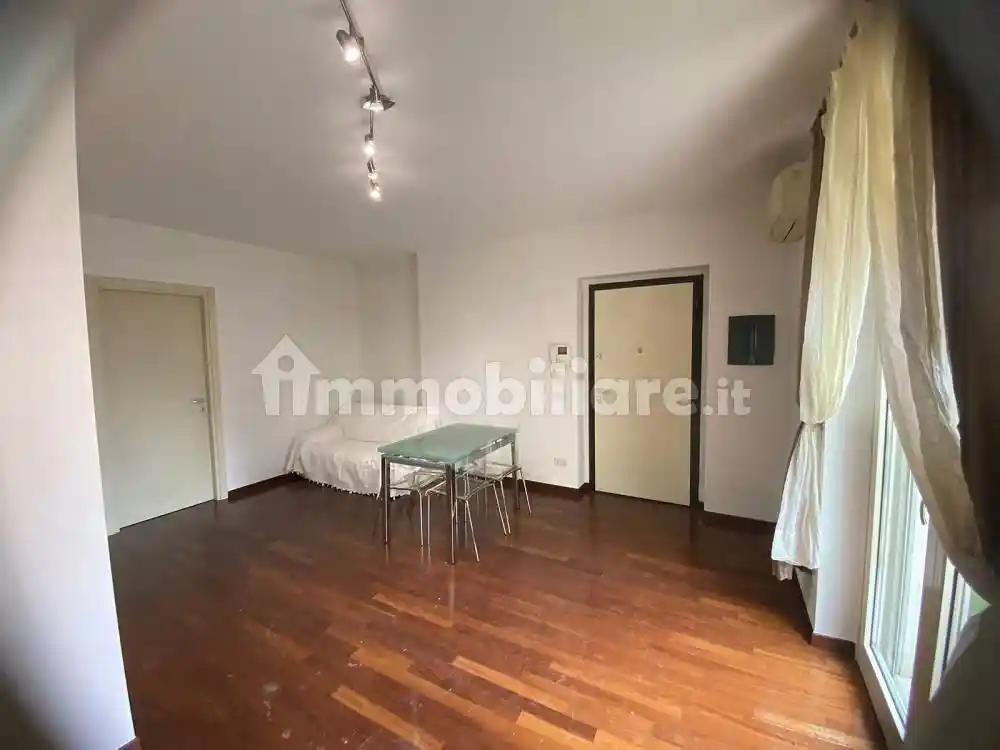 Appartamento in vendita a Piacenza