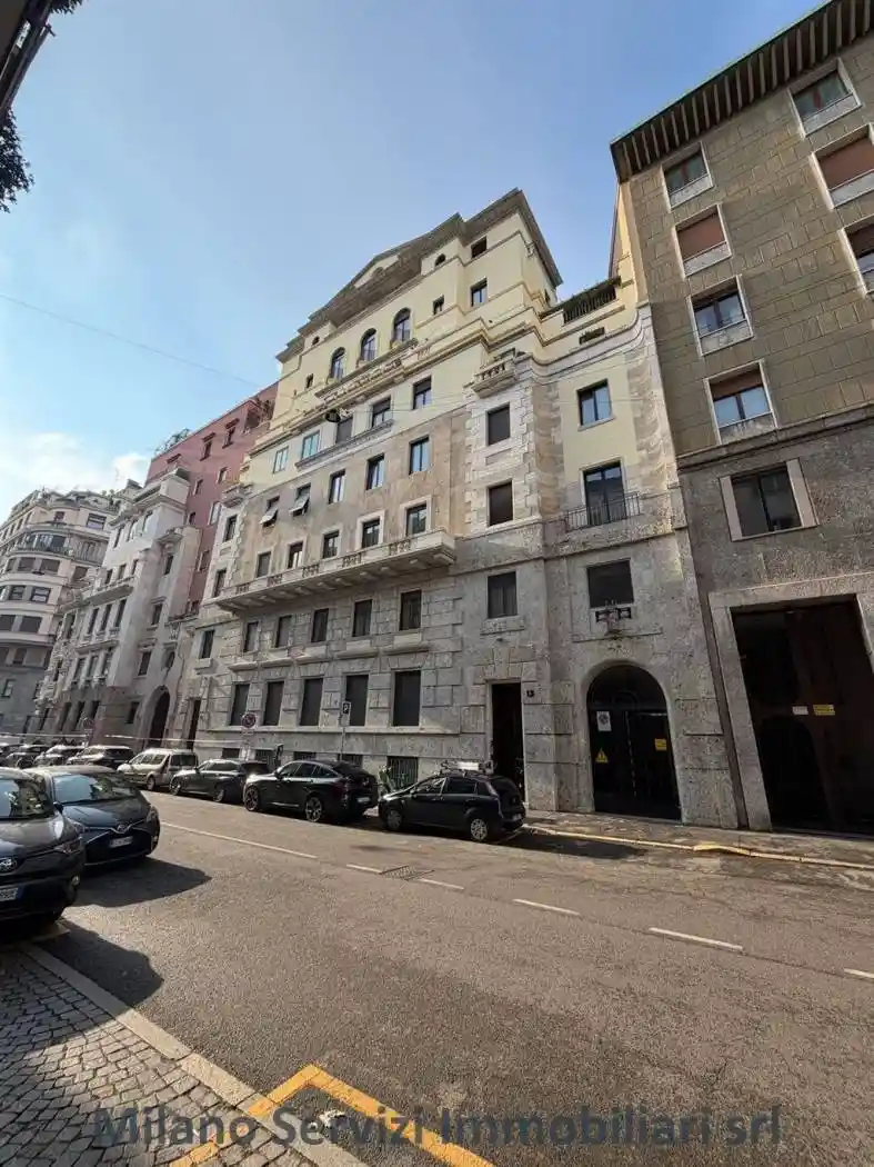 Bilocale buono stato, primo piano, Palestro, Milano - foto 2