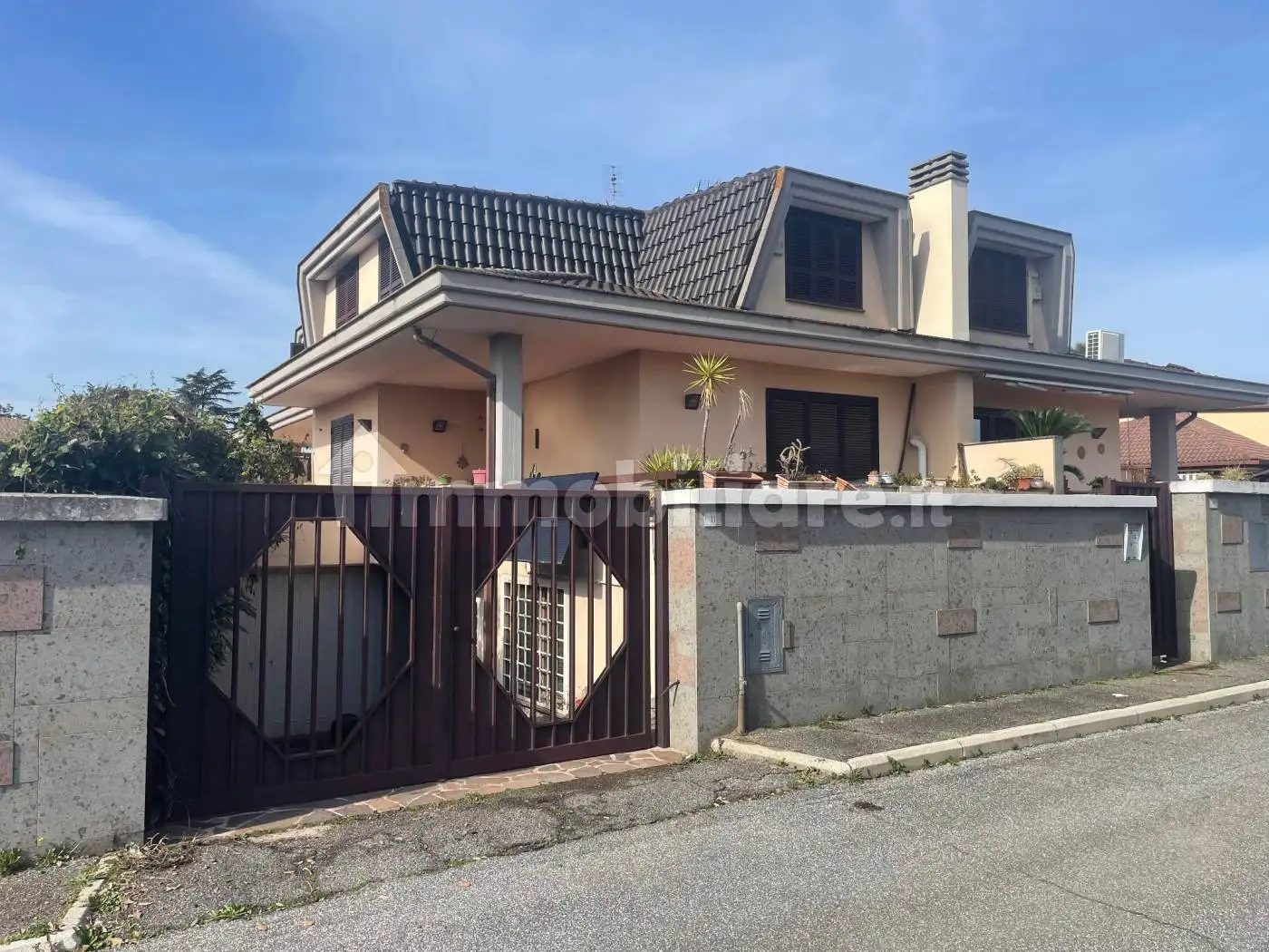 Villa in vendita a Guidonia Montecelio