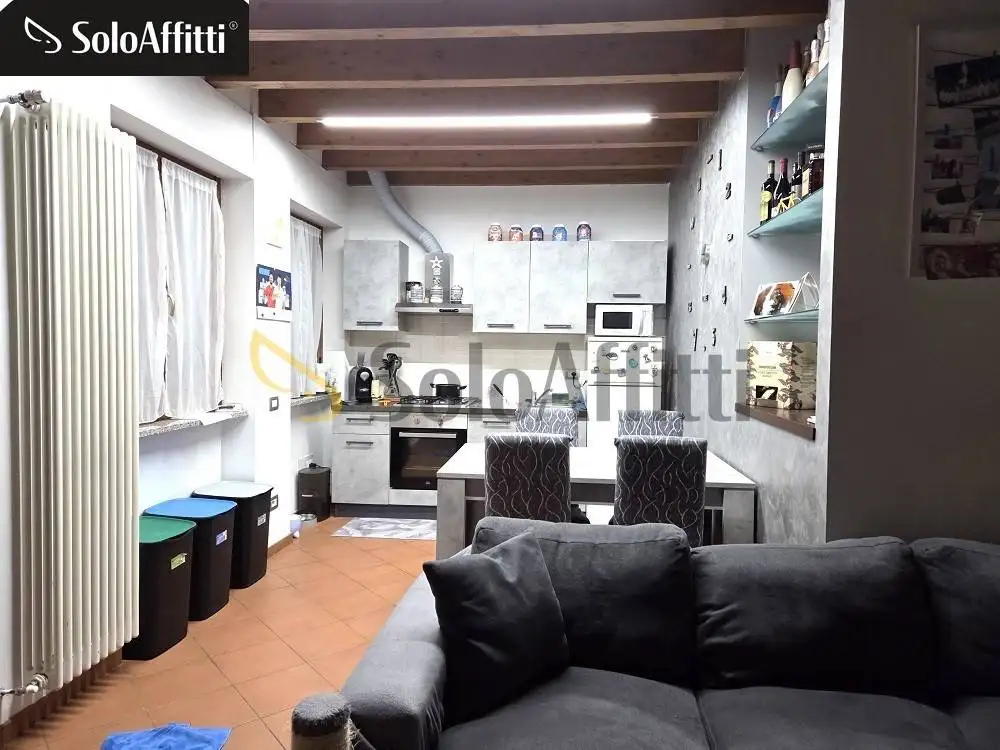 Appartamento in affitto a Varedo