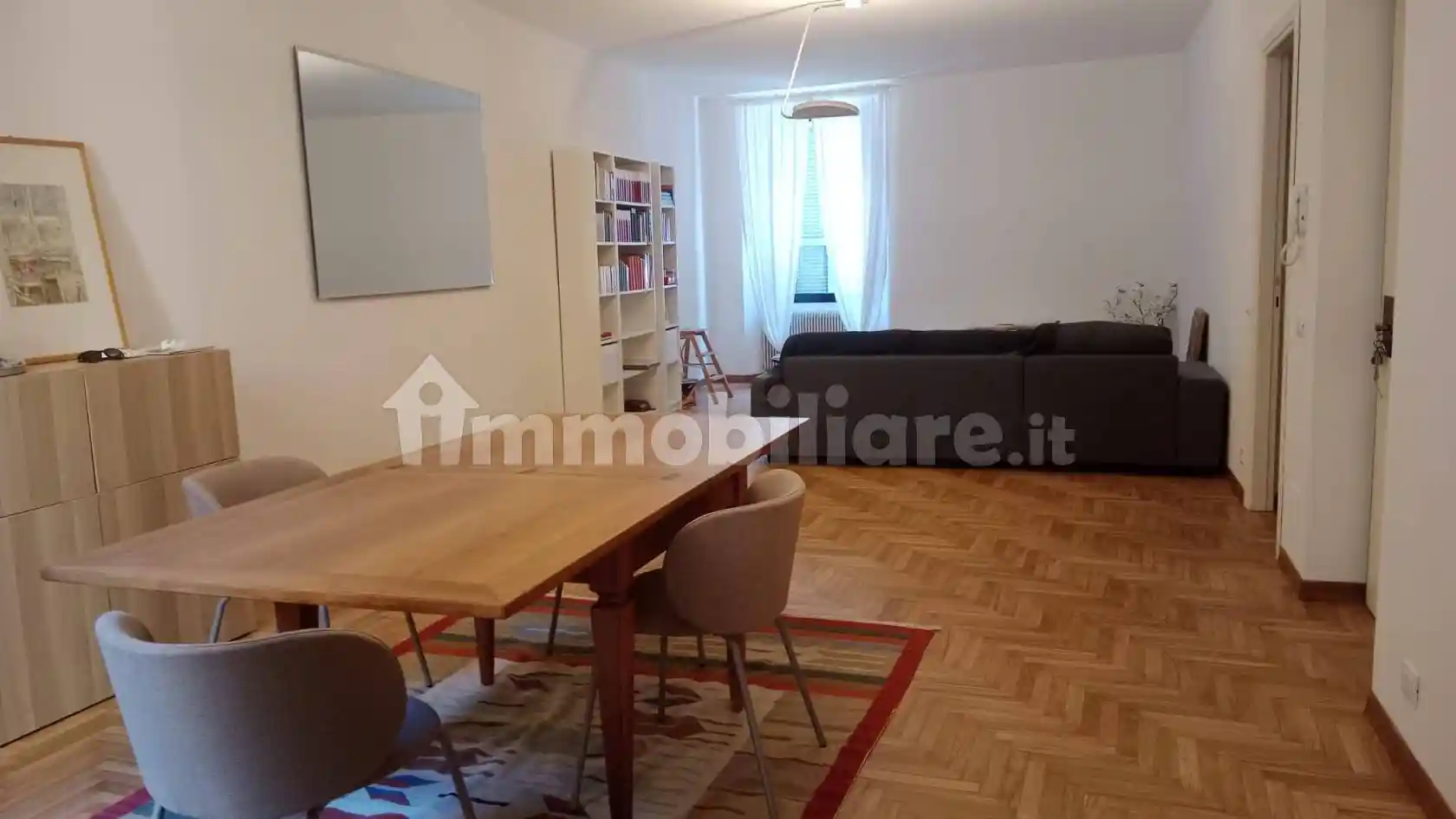 Appartamento in vendita a Piacenza