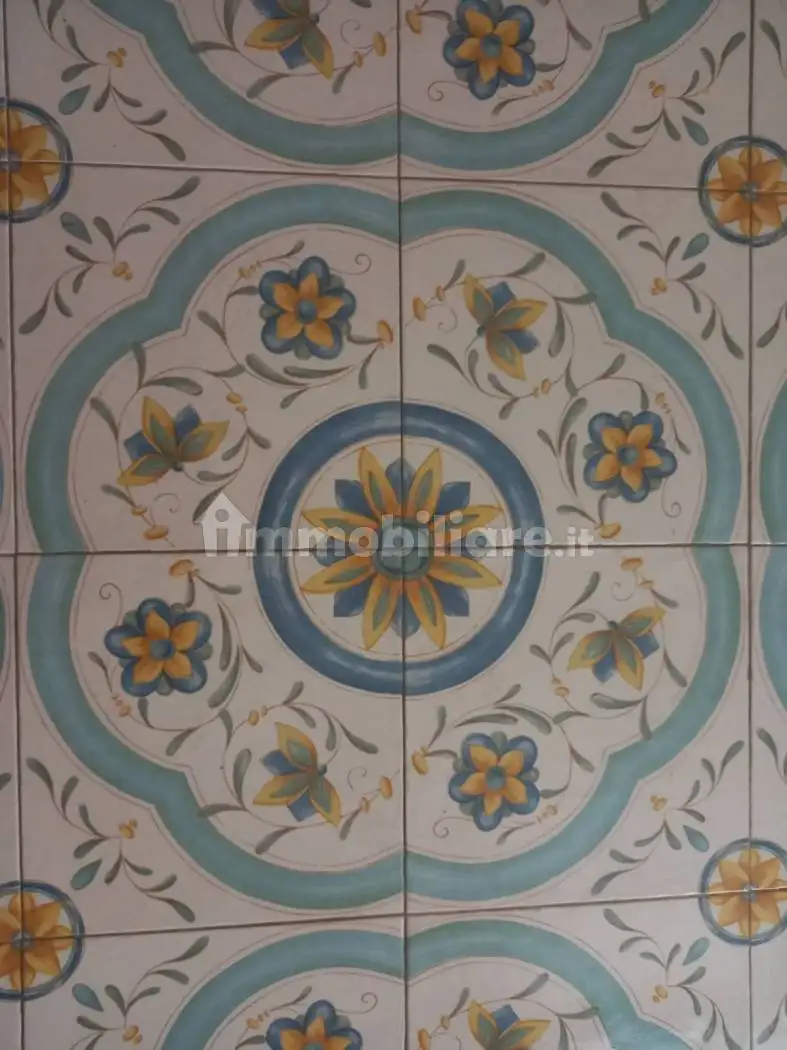 Appartamento in affitto a Napoli