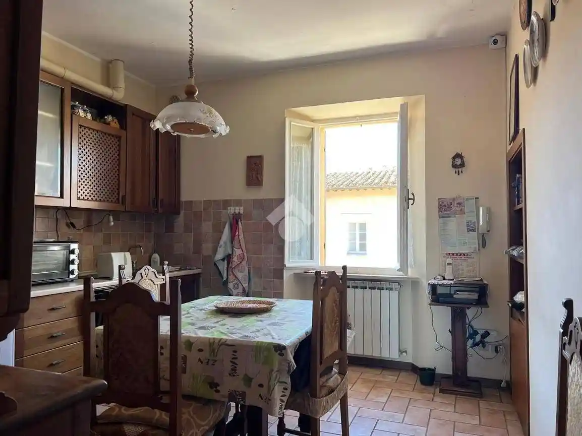 Quadrilocale Borgo XX Giugno 26, Centro Storico, Perugia - foto 4