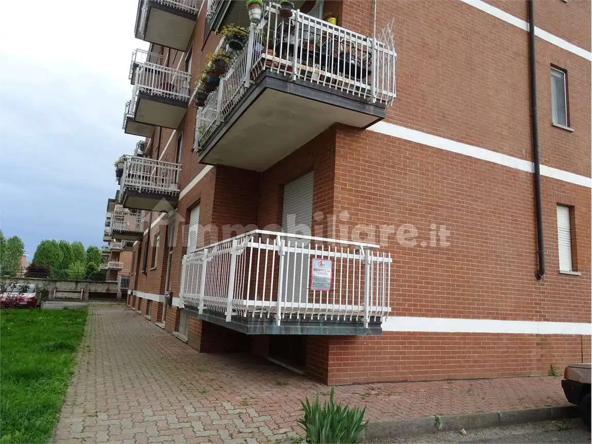 Appartamento in affitto a Airasca